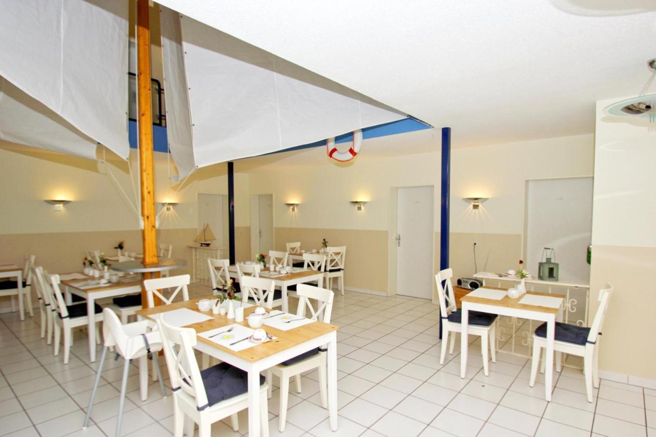 F-1010 Strandhaus Moenchgut Bed&Breakfast Dz 28 Terrasse Strandnah, Inkl Fruehstueck Lobbe Eksteriør billede