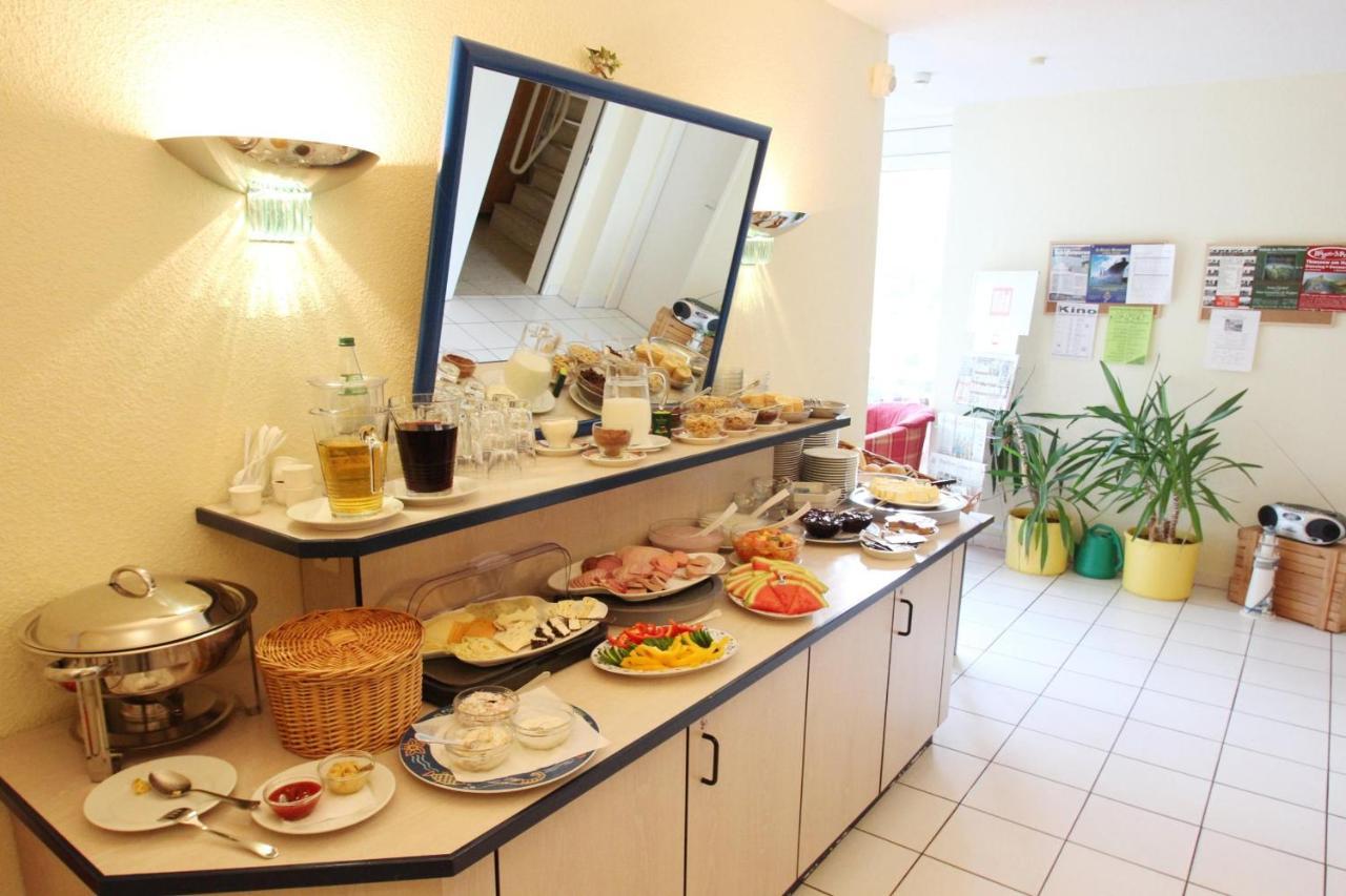 F-1010 Strandhaus Moenchgut Bed&Breakfast Dz 28 Terrasse Strandnah, Inkl Fruehstueck Lobbe Eksteriør billede